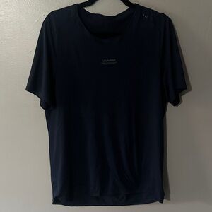 lululemon athletica Men's Deep Blue Tee